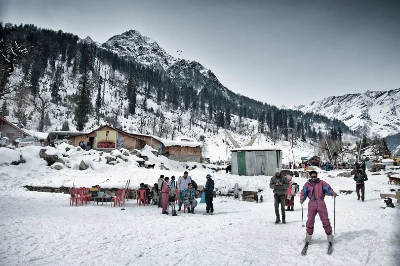 Manali Tour Packages for Family from Hyderabad